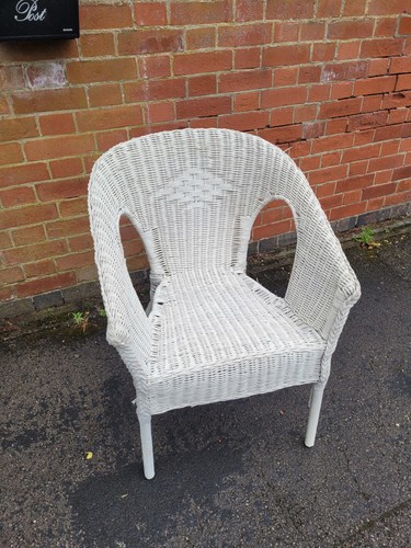 Vintage wicker chair - wicker,